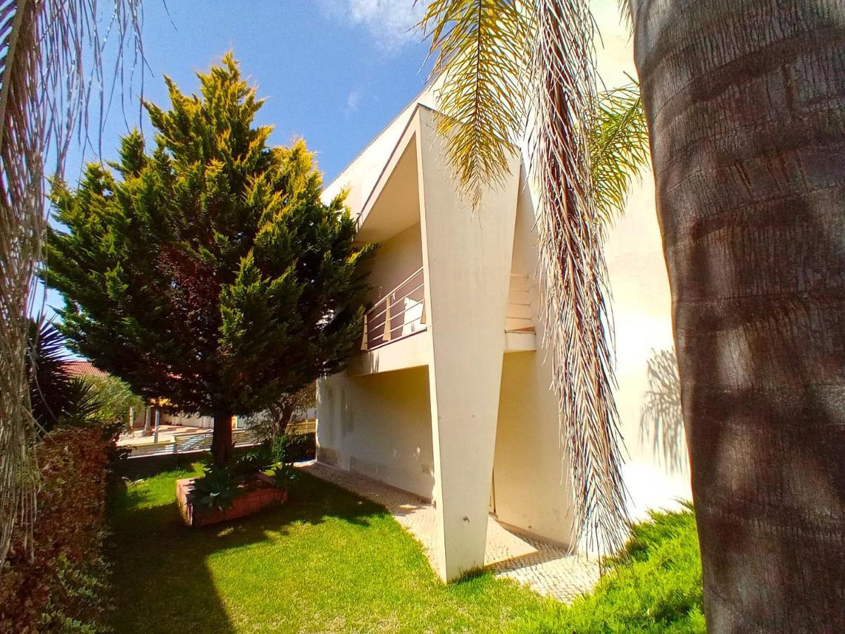 Sesimbra Charming Pool Duplex Bbk & Garden Villa Luaran gambar